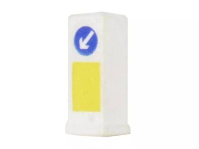 Bachmann Branchline 44-529 Traffic Island Bollards OO Scale set