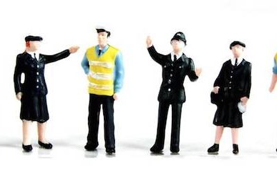 Bachmann Branchline 36-041 Police & Security Staff OO Scale Figure set