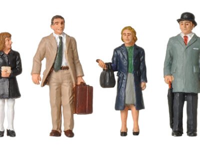 Bachmann Branchline 36-402 1960/70s Standing Station Passengers OO Scale Figure set