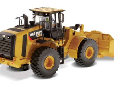 Diecast Masters 85928 Caterpillar 966M Wheel Loader