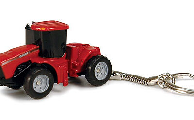 ERTL 14588 Case IH 4WD Tractor Key Ring