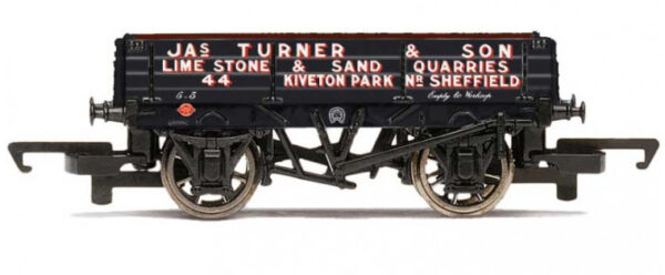 Hornby R6742 3 Plank Wagon 'Jas Turner & Sons'