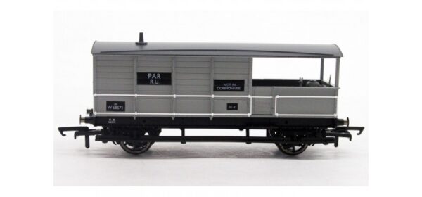 Hornby R6824 BR (ex-GWR) AA15 20T Goods Brake Van 'Toad" W68571