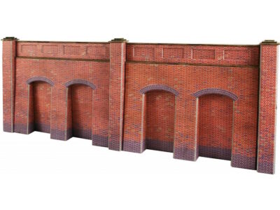 Metcalfe PO244 Retaining Wall in Red Brick OO/HO Scale Kit