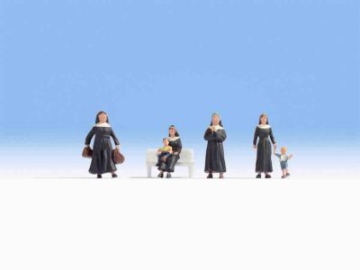 Noch 15400 Nuns without Bench HO scale Figures