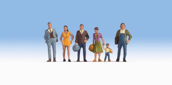 Noch 15479 Pedestrians HO scale Figures