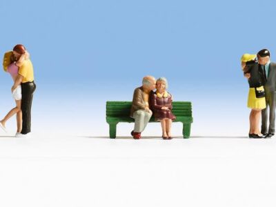 Noch 15510 Lovers with accessories HO scale Figures