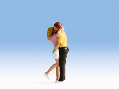Noch 1551001 Loving Couple Helen & Steve HO scale Figures
