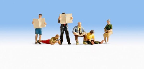 Noch 15575 People Reading HO scale Figures
