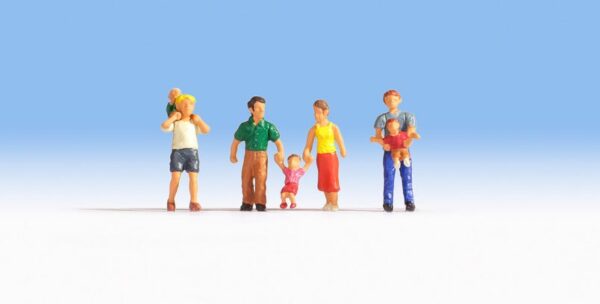 Noch 15592 Parents & Children HO scale Figures