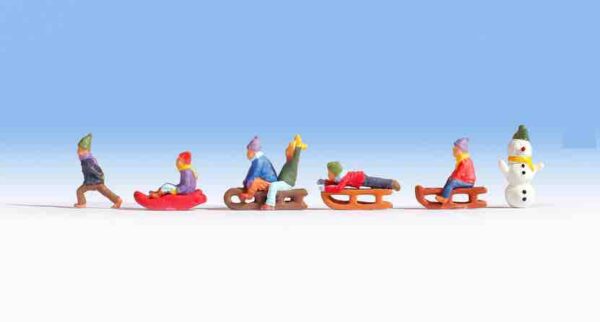 Noch 15819 Children Playing in the Snow HO scale Figures