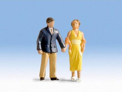 Noch 1585605 Terry & Anja - Well Dressed Figures HO scale Figure