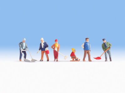 Noch 15928 Winter Workers HO scale Figures