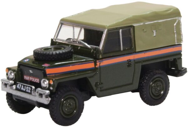 Oxford Diecast 76LRL007 Land Rover Lightweight Canvas - RAF Police