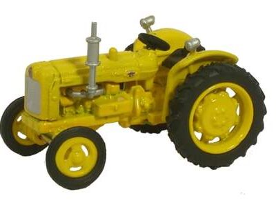 Tracteur international farmall 1066 - britains 43294 BRI43294