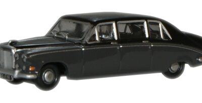 Oxford Diecast NDS003 Daimler DS420 - Black/Carlton Grey N Scale