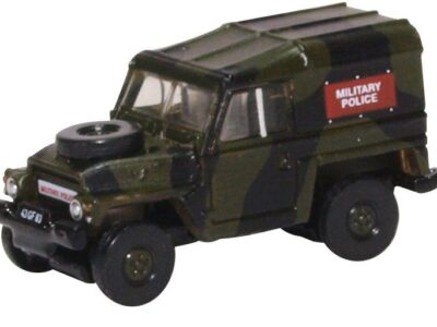Oxford Diecast NLRL002 Land Rover Lightweight - Military Police N Scale