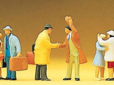 Preiser 10028 Arriving Passengers HO Gauge Figures
