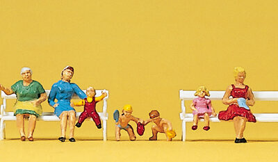 Preiser 10051 Woman & Children with Park Benches HO Gauge Figures