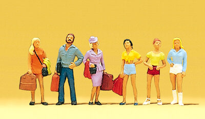 Preiser 10123 Teenage Passengers with Luggage HO Gauge Figures