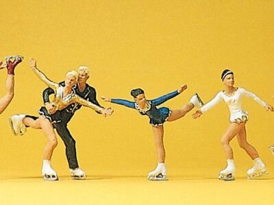 Preiser 10314 Figure Skating HO Gauge Figures