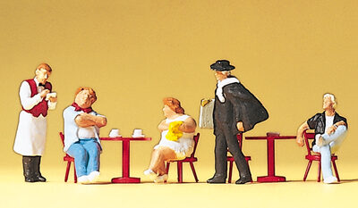 Preiser 10368 Street Cafe - Tourists, Artist & Waiter HO Gauge Figures