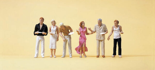 Preiser 10440 Guests at the Buffet HO Gauge Figures