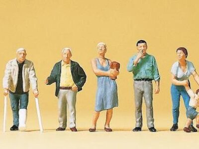 Preiser 10454 Passers-By HO Gauge Figures
