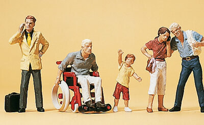 Preiser 10469 Pedestrians with 1 in Wheelchair HO Gauge Figures