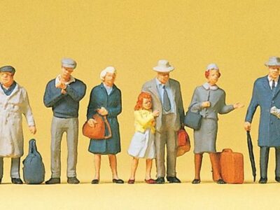 Preiser 10513 People at the Platform HO Gauge Figures