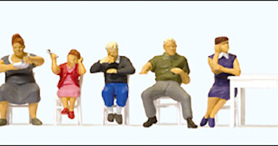 Preiser 10577 Pedestrians Includes Table & Loose Chairs HO Gauge Figures
