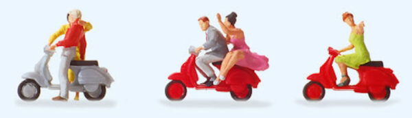 Preiser 10607 Vespa Riders HO Gauge Figures