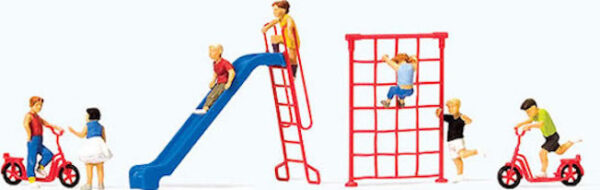 Preiser 10616 Children Playing with Accessories HO Gauge Figures