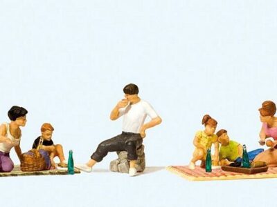 Preiser 10617 Picnic HO Gauge Figures