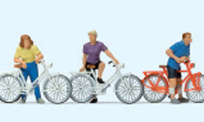 Preiser 10637 Cyclists Waiting at the Level Crossing HO Gauge Figures