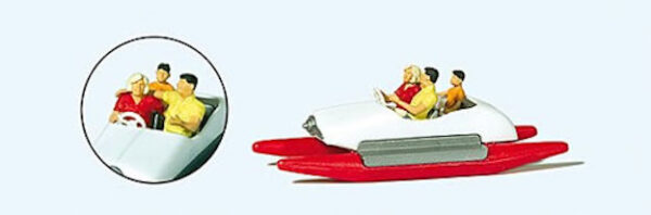Preiser 10683 Family In Pedal Boat #2 HO Gauge Figures