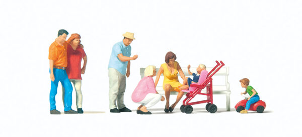 Preiser 10695 Family Day Out HO Gauge Figures