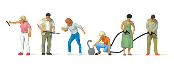 Preiser 10709 At the Fuel / Filling Station HO Gauge Figures
