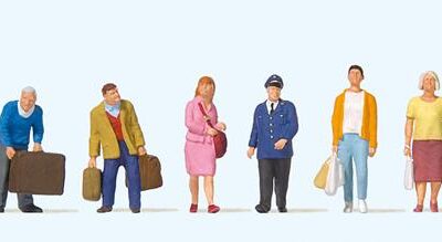 Preiser 10710 Travellers at the Platform HO Gauge Figures