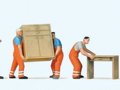 Preiser 10714 Bulky Waste Disposal HO Gauge Figures