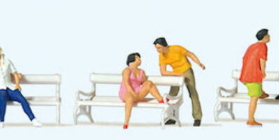 Preiser 10739 On the Park Bench HO Gauge Figures