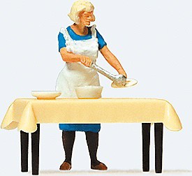 Preiser 28130 Housewife Serving Dinner HO Gauge Figures