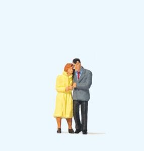 Preiser 28193 Couple HO Gauge Figures