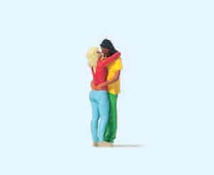 Preiser 28227 Kissing Couple HO Gauge Figures