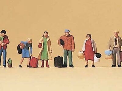 Preiser 79017 Waiting passengers N Gauge Figures