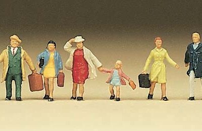 Preiser 79025 Family On Journey N Gauge Figures