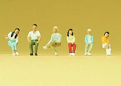 Preiser 79083 Seated Youths N Gauge Figures
