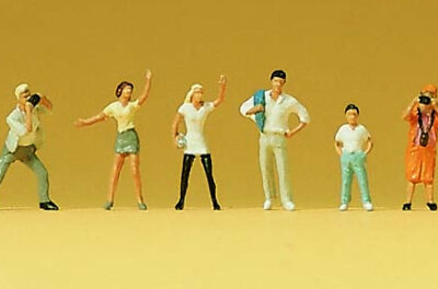Preiser 79085 Spectators Set #1 N Gauge Figures
