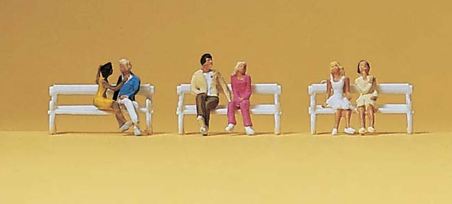 Preiser 79092 Seated Couples On Park Benches N Gauge Figures
