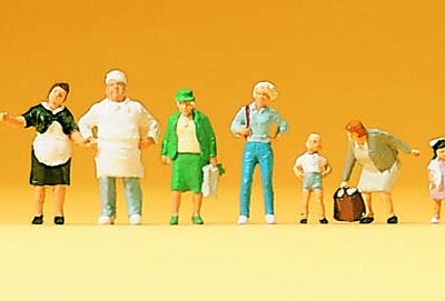 Preiser 79097 Baker with Family N Gauge Figures